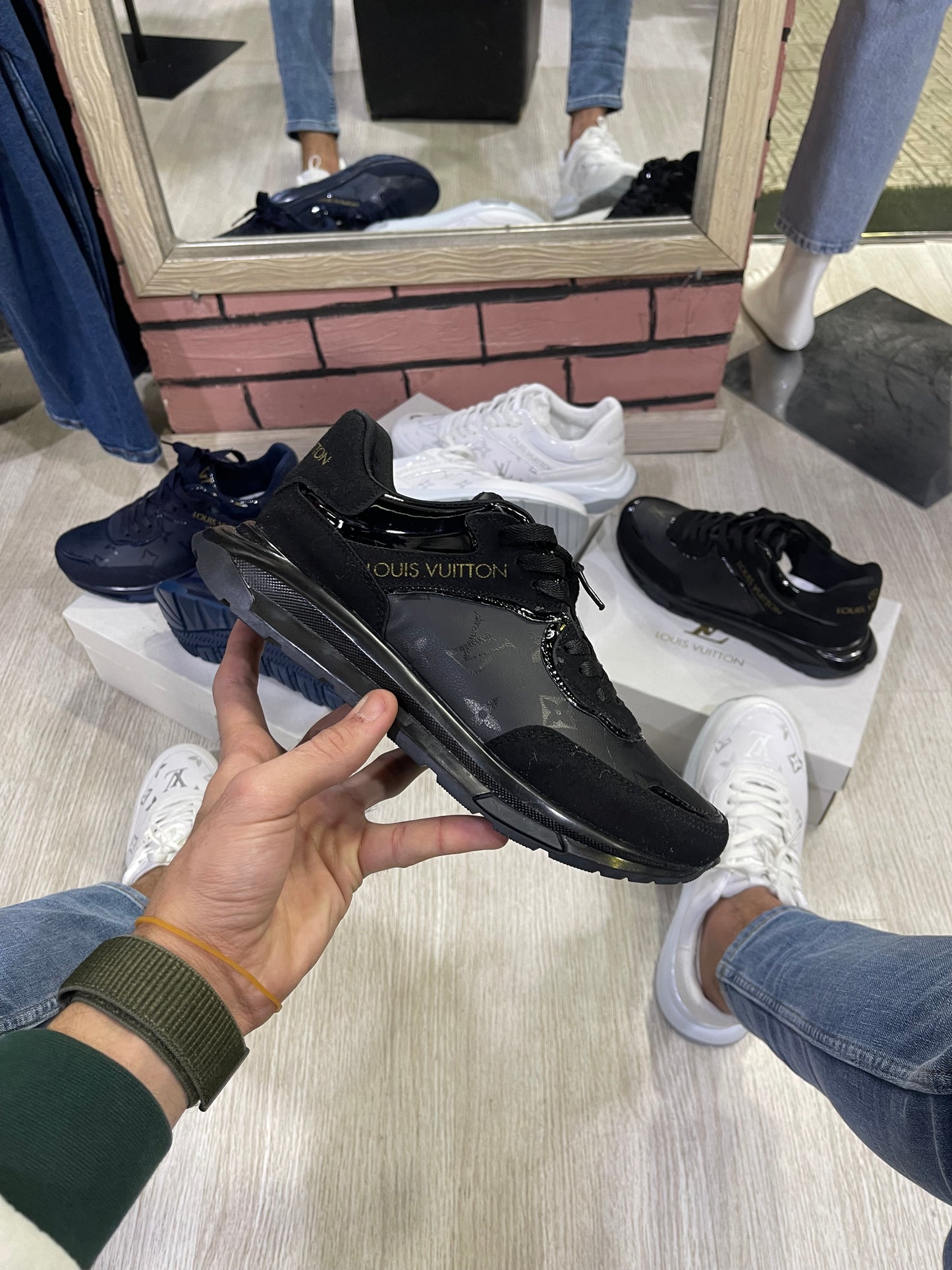 LV 25